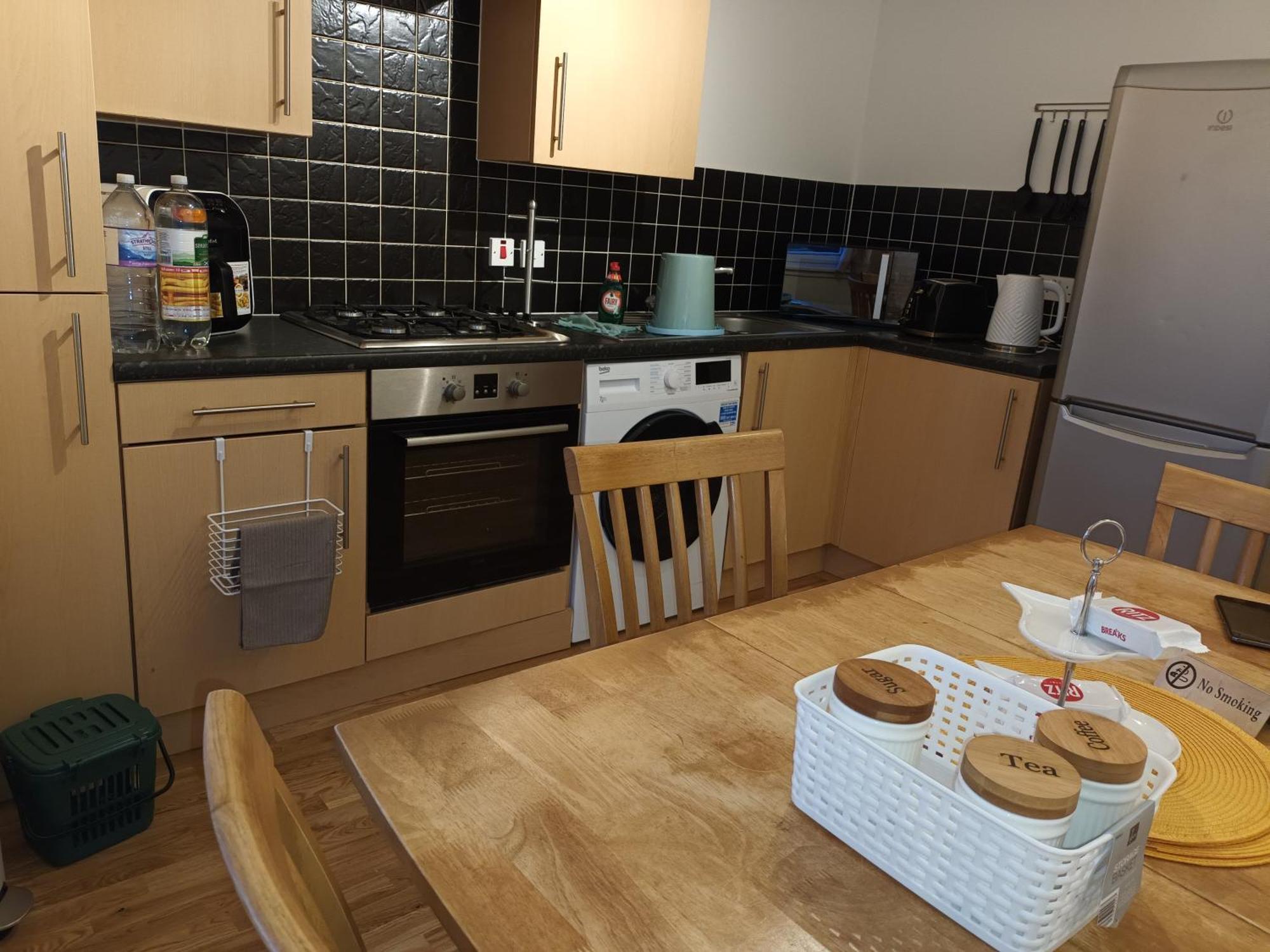 Spacious Elegant 2-Br Apartment In Aberdeen City Centre Eksteriør billede